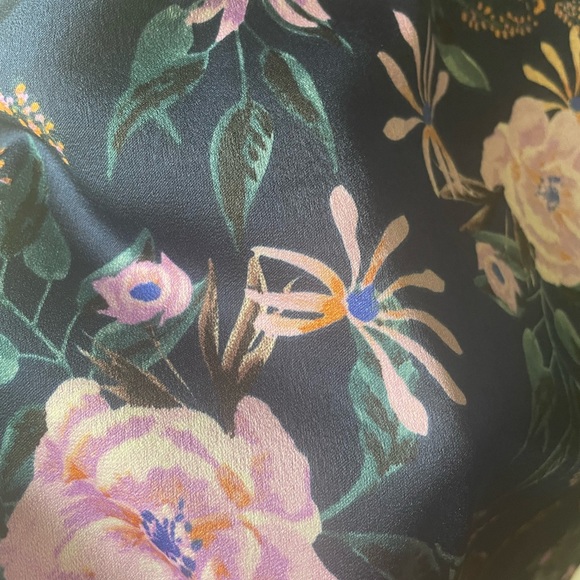 🎉$10 SALE! Lost+Wander navy floral mini - Picture 5 of 10